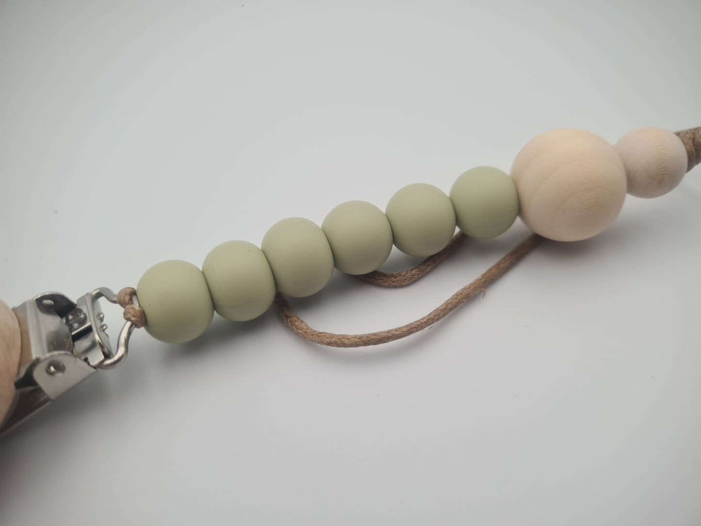 Silicone & Wooden Dummy Clip – BPA-Free Pacifier Holder Willow Sage