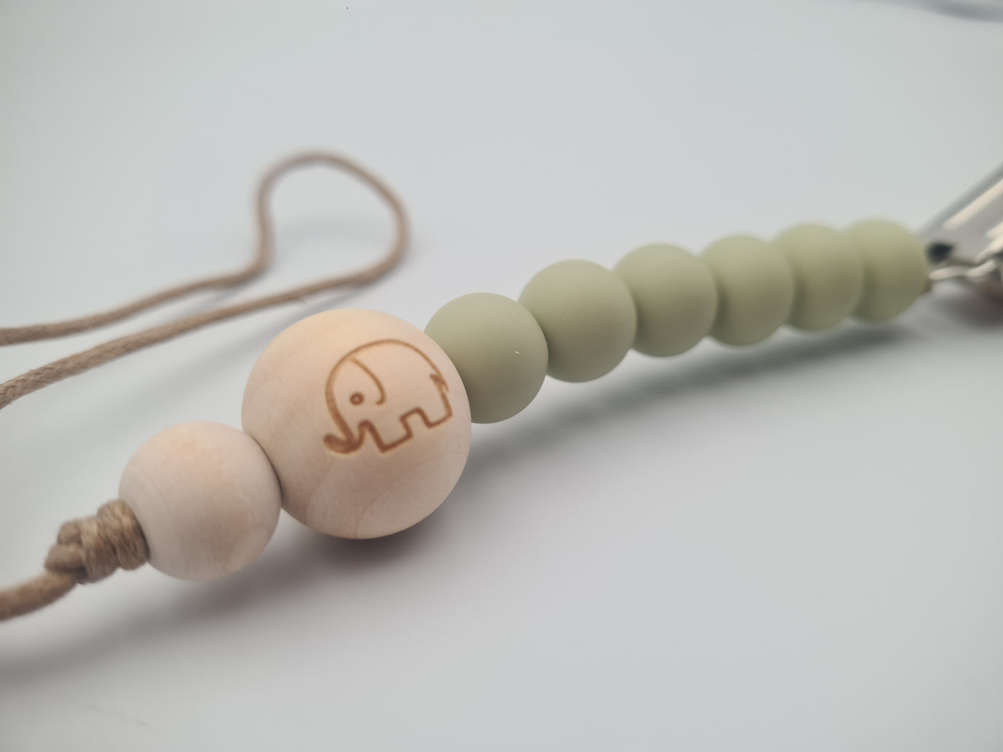 Silicone & Wooden Dummy Clip – BPA-Free Pacifier Holder Willow Sage