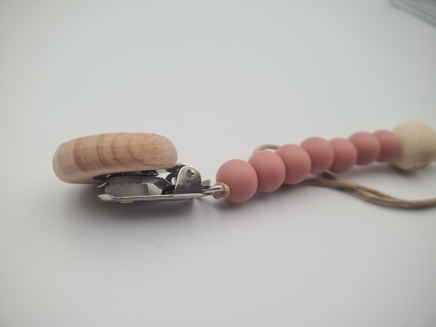 Silicone & Wooden Dummy Clip – BPA-Free Pacifier Holder Blushwood