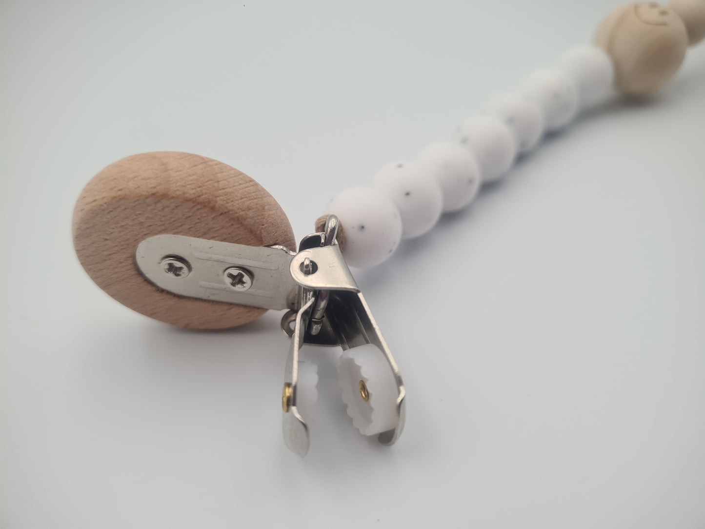 Silicone & Wooden Dummy Clip – BPA-Free Pacifier Holder Speckled Ivory