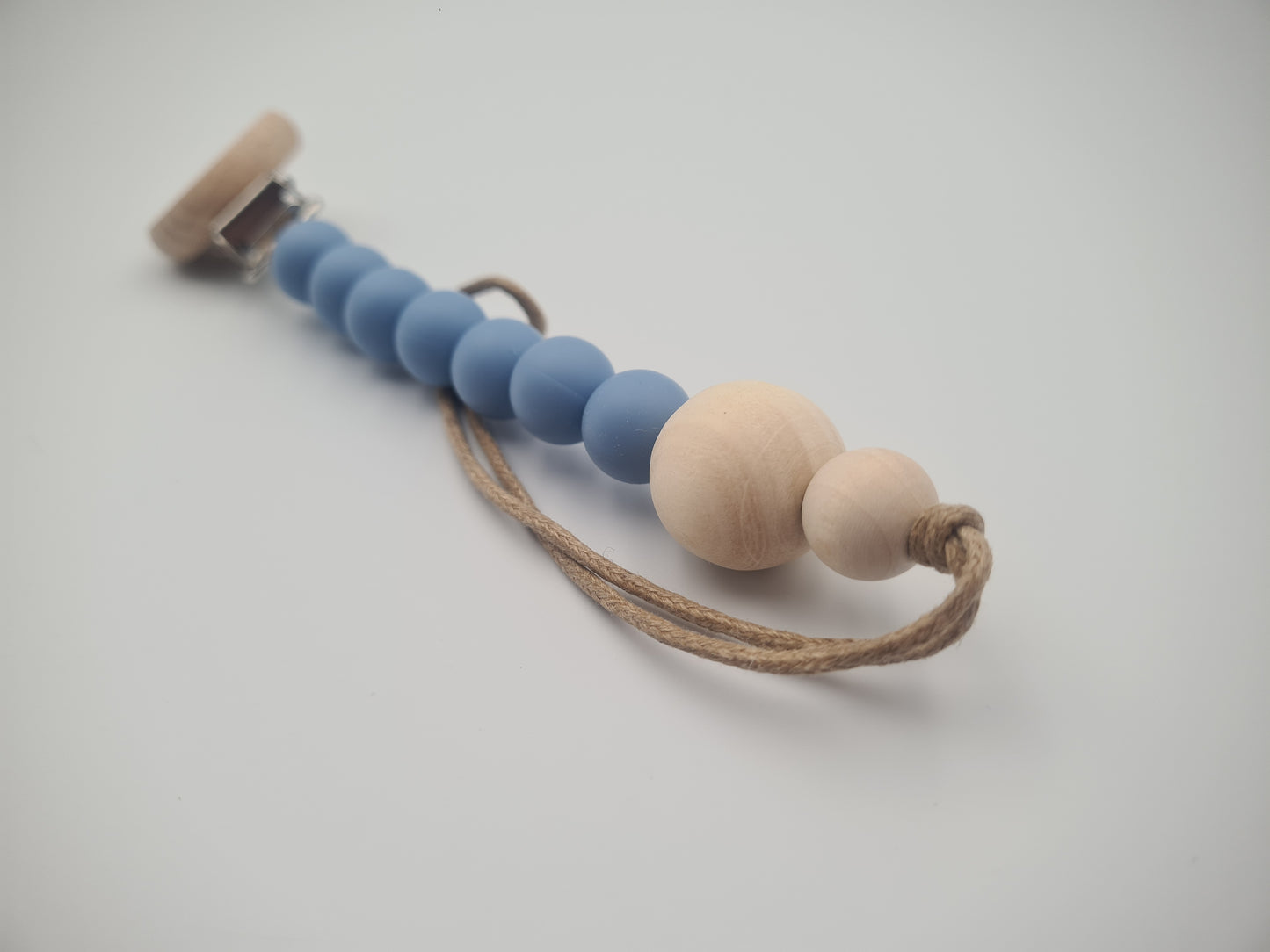 Silicone & Wooden Dummy Clip – BPA-Free Pacifier Holder Willow Sage