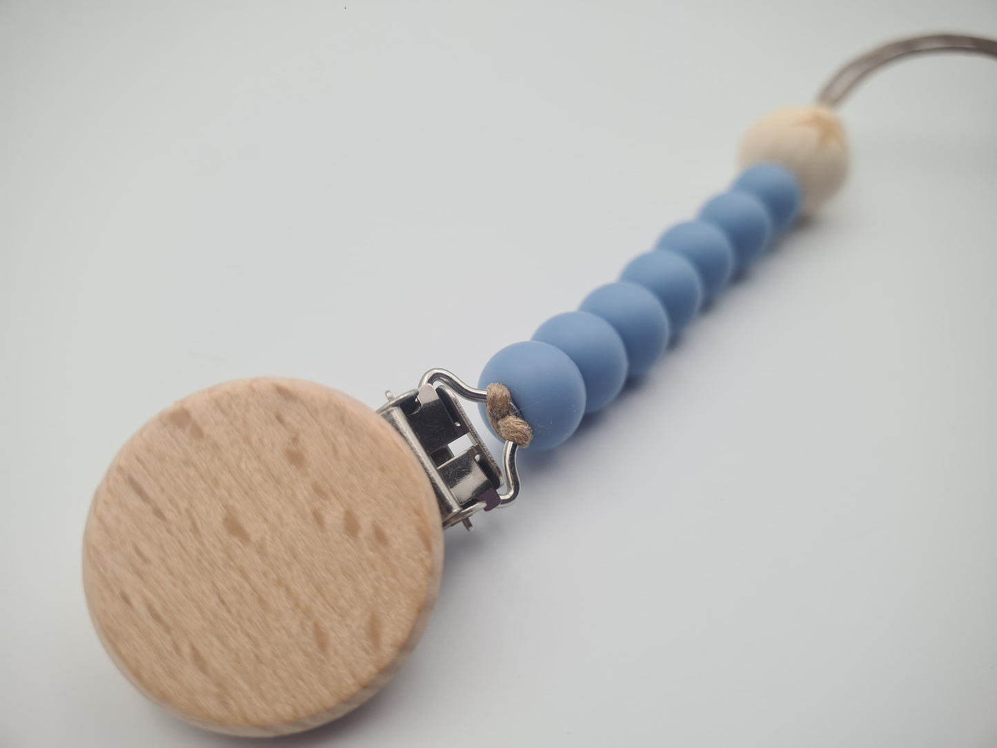 Silicone & Wooden Dummy Clip – BPA-Free Pacifier Holder Willow Sage